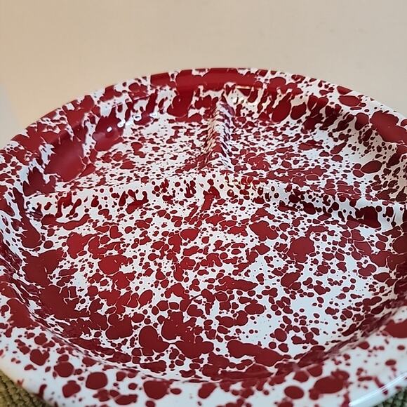 New RED Crow Canyon Enamelware Marble Sectional Camp Plate 10.5 Inch 3 Sections - Picture 3 of 6